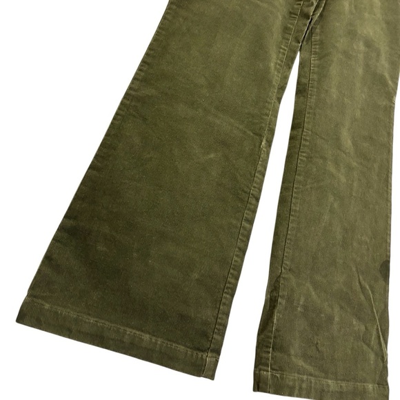 NWT JONES SPORT Green Corduroy Stretch straight leg Pants, Size 10 - Picture 9 of 11